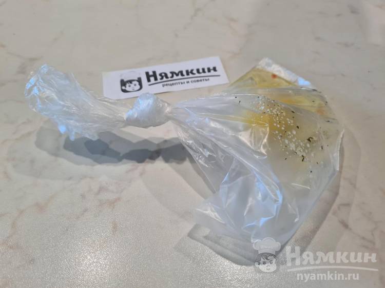 Как приготовить яйцо пашот в пакете - фото шаг 3
