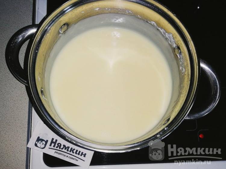 Маковый торт из бисквитных коржей с заварным кремом на праздничный стол - фото шаг 17