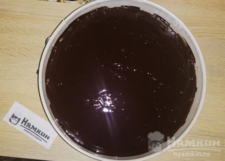 Маковый торт из бисквитных коржей с заварным кремом на праздничный стол - фото шаг 23