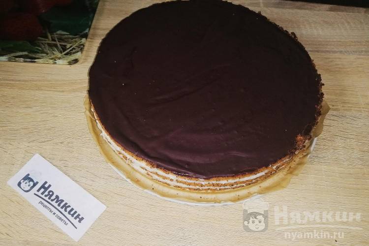 Маковый торт из бисквитных коржей с заварным кремом на праздничный стол - фото шаг 24