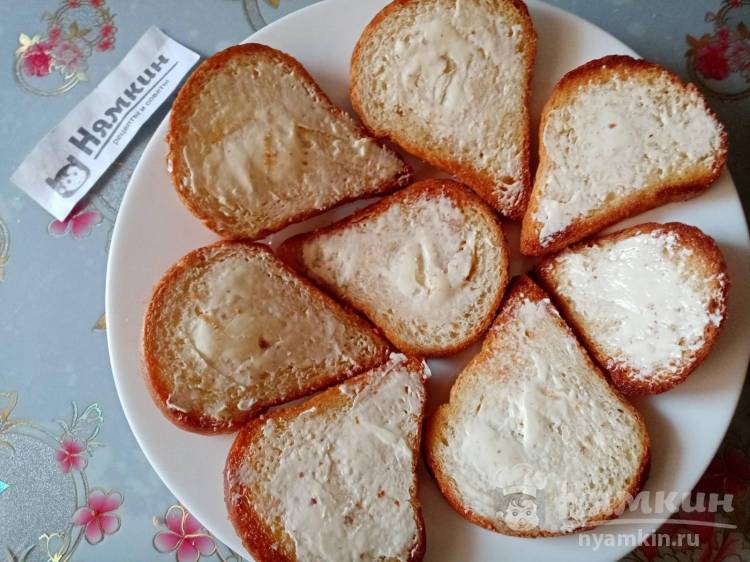 Бутерброды с икрой мойвы: приготовьте на праздничный стол или просто на завтрак