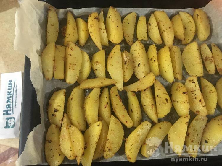 Классическая картошка по-деревенски в духовке - фото шаг 4