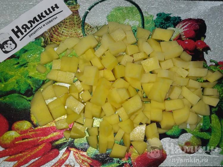 Рагу из рыбы (форели), картофеля и моркови - фото шаг 1