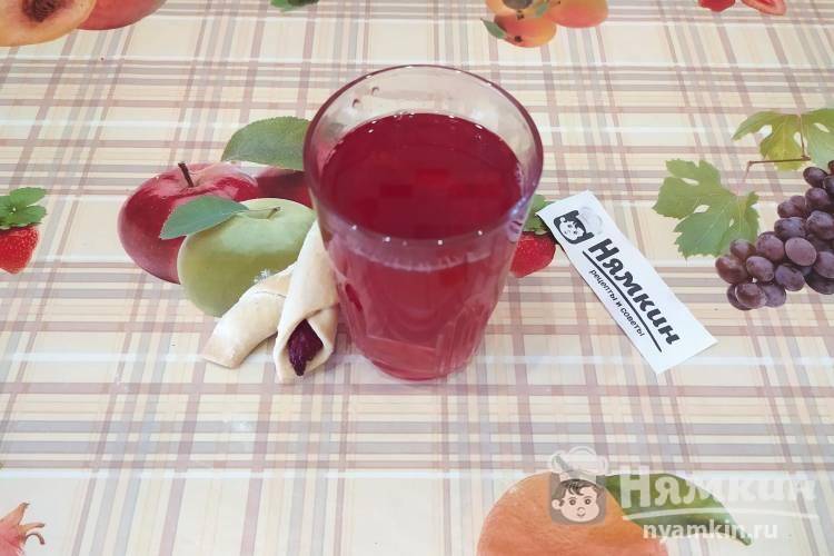 Яркое настроение: какие напитки можно приготовить из замороженных фруктов и ягод