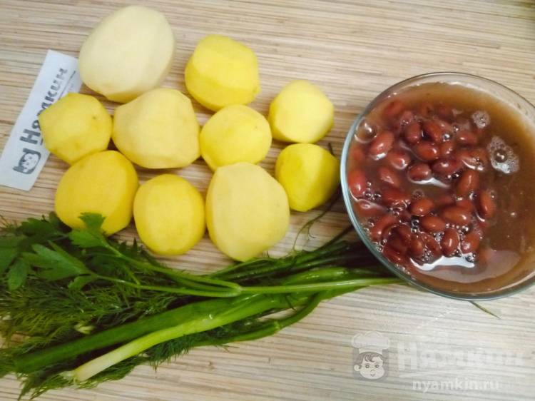 Быстрый суп из консервированной фасоли с картофелем и зеленью - фото шаг 1