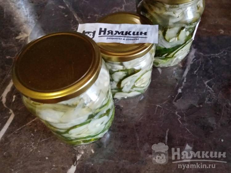 Салат из огурцов и лука с уксусом на зиму - фото шаг 6