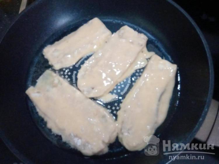 Колбаса в кляре на сковороде рецепт с фото пошагово