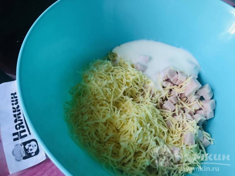 Картошка запечённая в духовке целиком с ветчиной и сыром - фото шаг 7