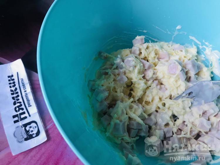 Картошка запечённая в духовке целиком с ветчиной и сыром - фото шаг 8