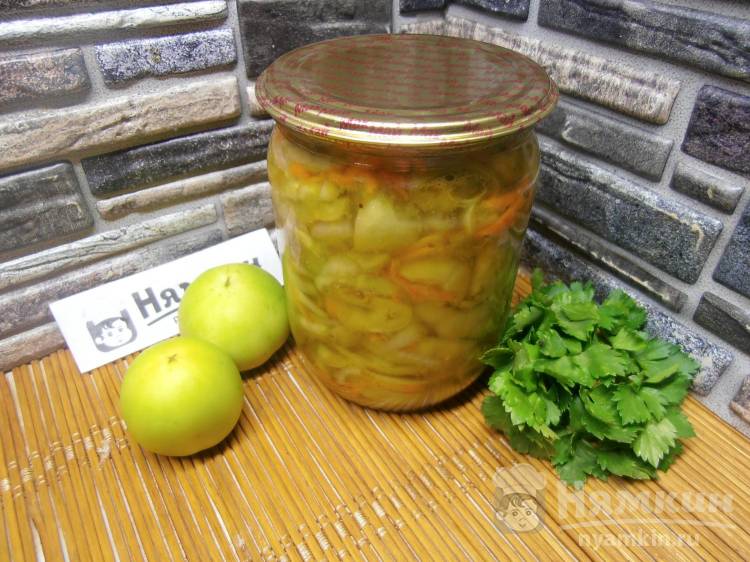 Салат из зеленых помидоров, сладкого перца, моркови и лука на зиму - фото шаг 10