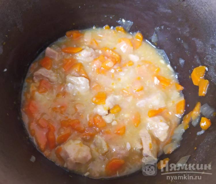 Рецепт: Перкельт из свинины с морковью - шикарная мясная подлива без муки и сметаны