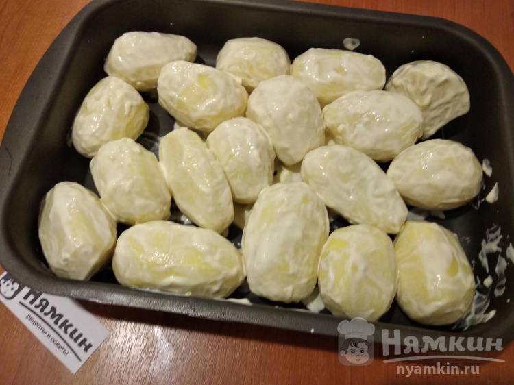 Курица с картошкой и квашеной капустой в духовке - фото шаг 5