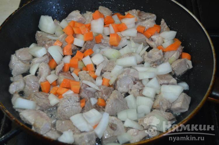 Вариант 1: Классический рецепт чуду с мясом и картошкой
