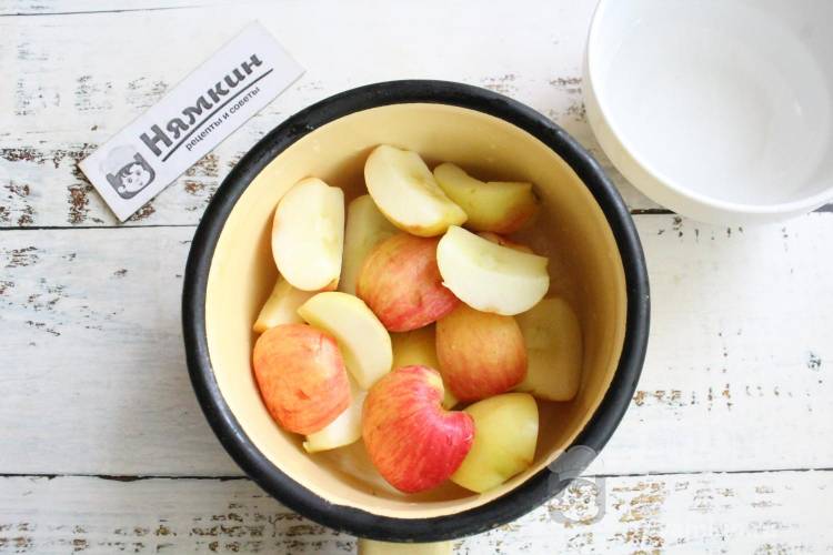 Яблочное пюре для малышей без сахара на зиму - рецепт в домашних условиях с фото