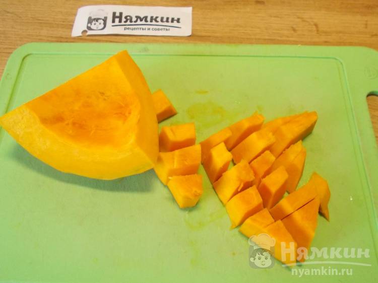 Дрожжевые булочки с тыквенным пюре на Хеллоуин - фото шаг 1