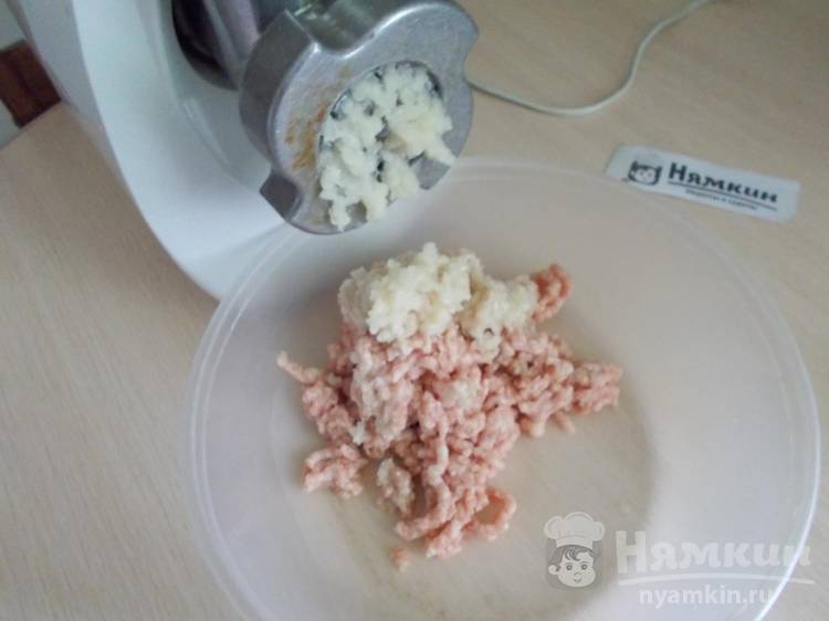 Домашняя колбаса в пищевой пленке - пошаговый рецепт с фото на aikimaster.ru