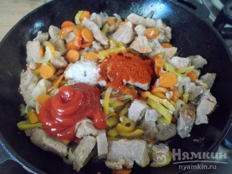 Картофельное пюре с мясной подливой на сытный обед - фото шаг 5