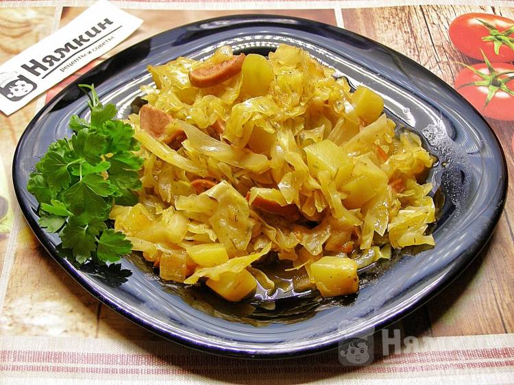 Бигус с сосисками и свежей капустой - рецепт с фото на Пошагово ру