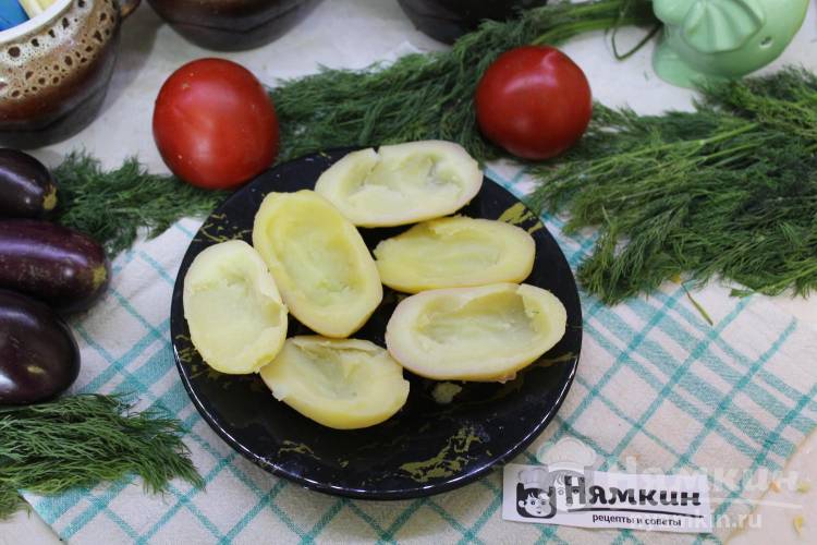 Фаршированная картошка с сыром и сосисками в духовке - фото шаг 3