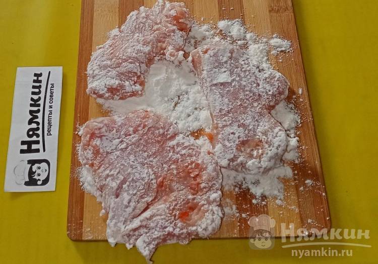 Отбивные из индейки в томатном маринаде на сковороде - фото шаг 5