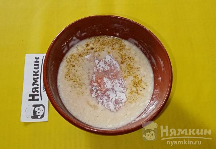 Отбивные из индейки в томатном маринаде на сковороде - фото шаг 6