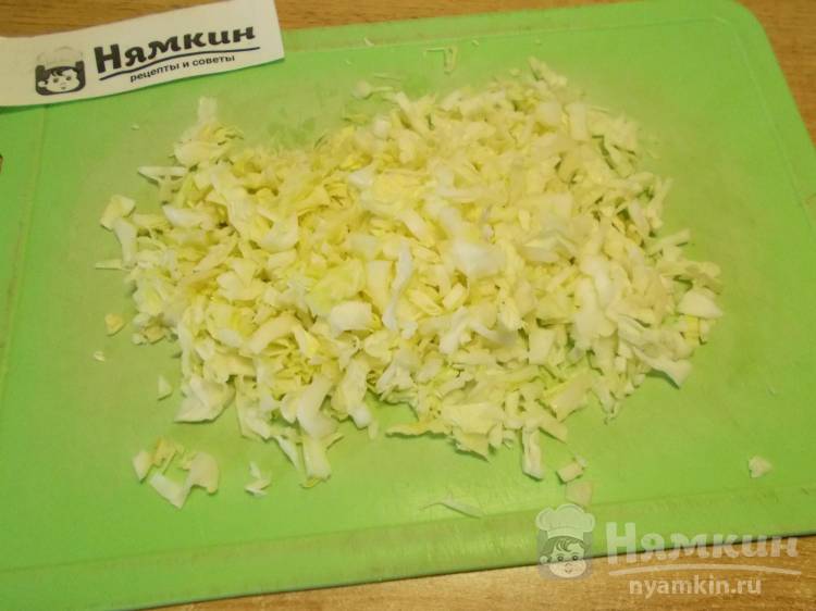 Быстрый рецепт капустного пирога на кефире и сметане