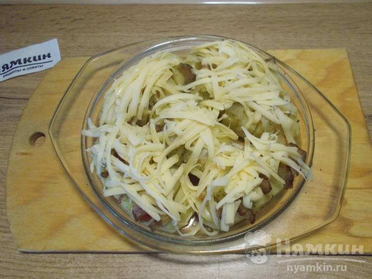 Картошка с салом под сырной шапочкой в микроволновке - фото шаг 6