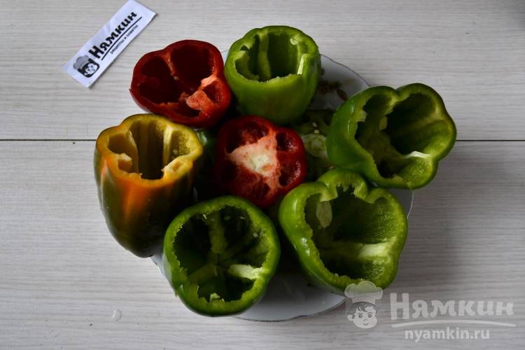 Классические фаршированные болгарские перцы с мясным фаршем и рисом - фото шаг 4