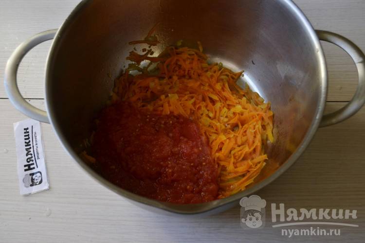 Классические фаршированные болгарские перцы с мясным фаршем и рисом - фото шаг 7