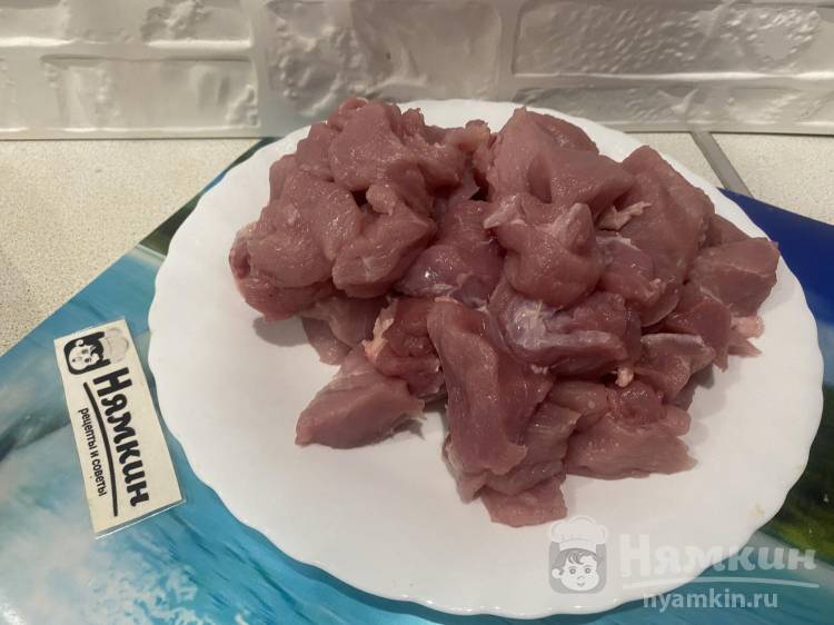 Свинина с подливкой: рецепт на сковороде без томатной пасты