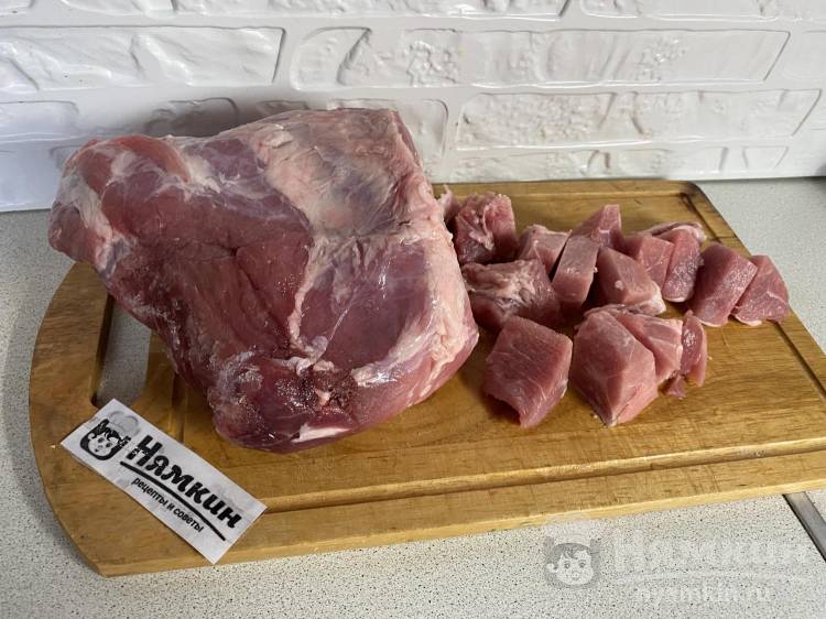 Ёжики из домашнего свиного фарша с рисом и репчатым луком - фото шаг 2