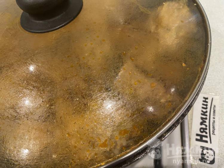 Ёжики из домашнего свиного фарша с рисом и репчатым луком - фото шаг 17