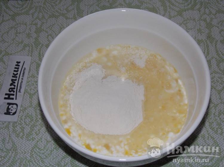 Вкусные тонкие блинчики на воде и сметане - фото шаг 3