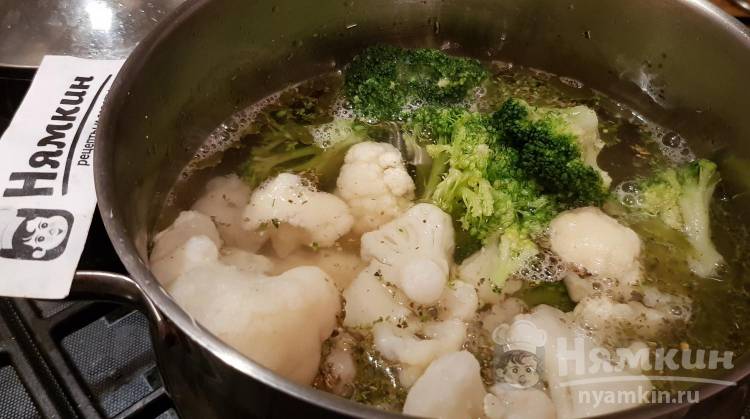 Постный суп-пюре из замороженных цветной капусты и брокколи - фото шаг 4
