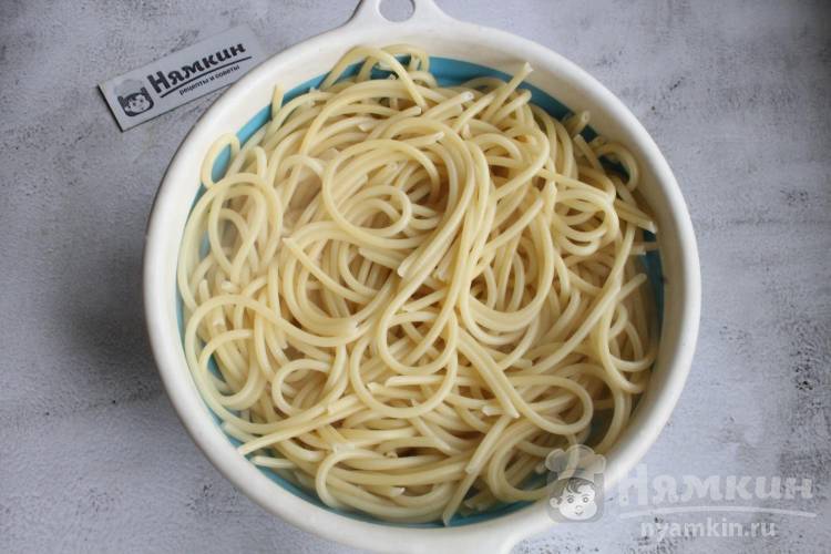 Макароны с томатной подливой из мясного фарша и овощей - фото шаг 6