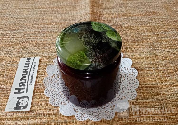 Простое желе из черной смородины с сахаром на зиму - фото шаг 8