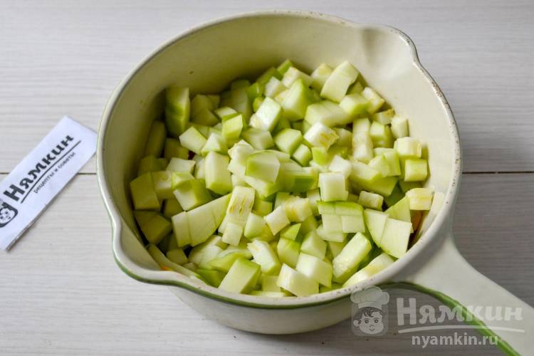 Суп-пюре из кабачков с овощами на курином бульоне - фото шаг 5