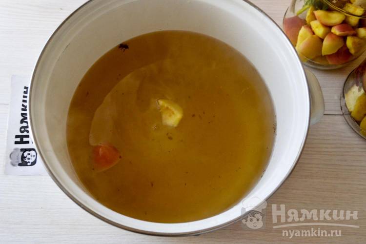 Компот из яблок с мятой на зиму без стерилизации - фото шаг 6