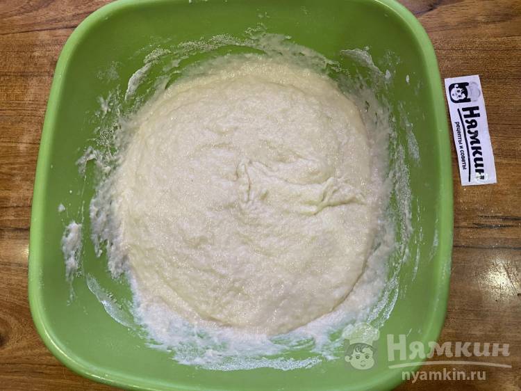 Пышные ванильные булочки с сахаром на дрожжах в духовке - фото шаг 7