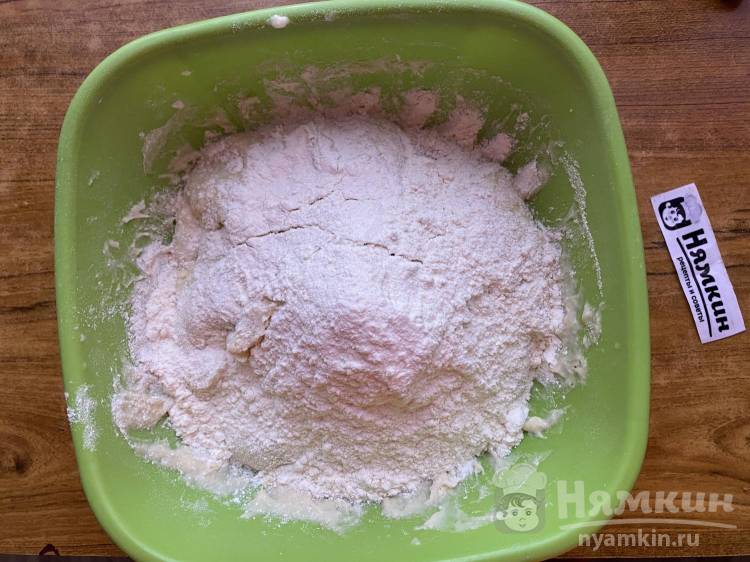 Пышные ванильные булочки с сахаром на дрожжах в духовке - фото шаг 8