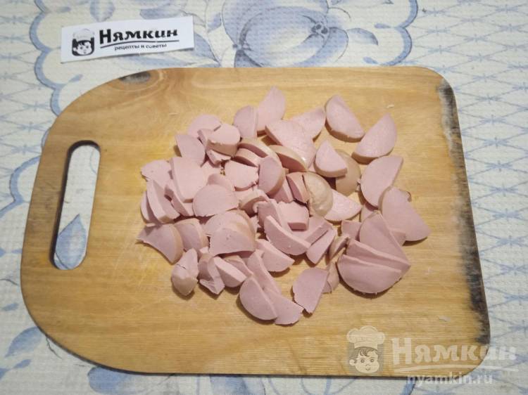 Солянка с сосисками и сладкими перцами в мультиварке - фото шаг 8