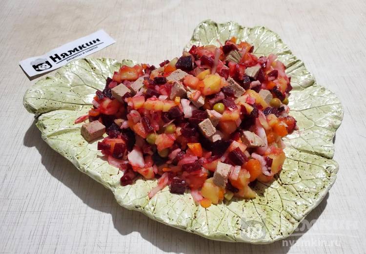 Винегрет с квашеной капустой, свежими огурцами и печёночным паштетом - фото шаг 12