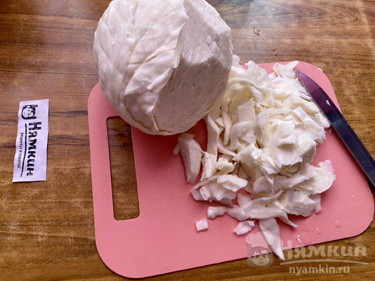 Закрытый пирог с капустой, луком и морковью на дрожжевом жидком тесте - фото шаг 5
