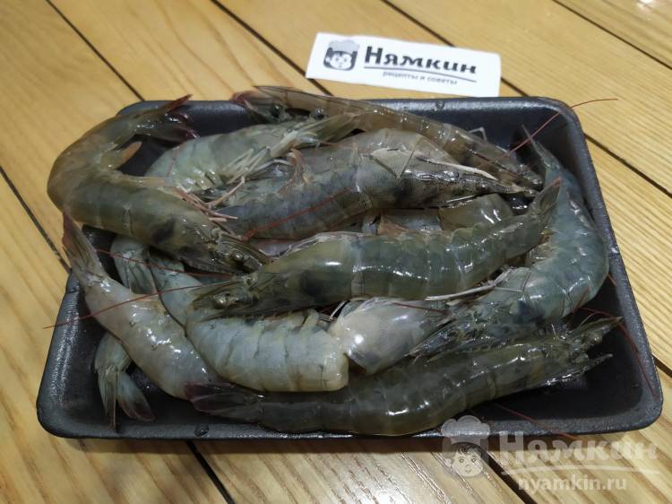 Рисовый боул с вареными креветками и свежими овощами - фото шаг 1