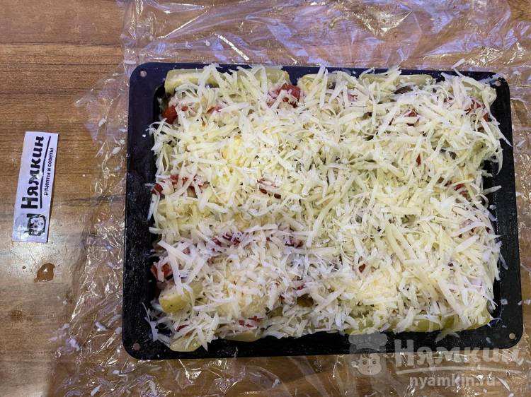 Кабачки с шампиньонами, сыром и овощами в духовке - фото шаг 12