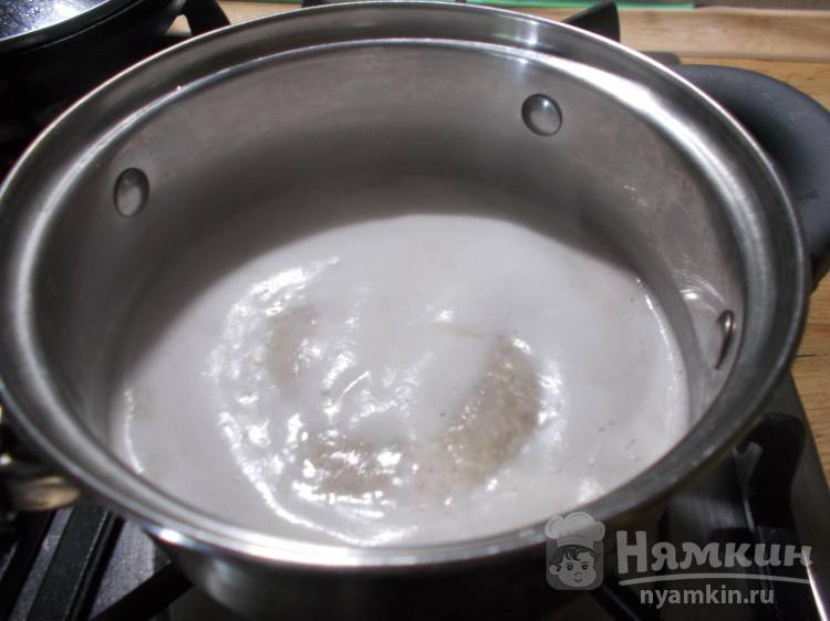 Ячневая каша на молоке и воде со сливочным маслом - фото шаг 3
