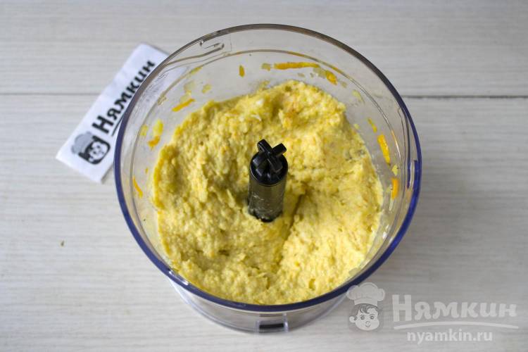 Намазка из кабачков, жареного лука и моркови с плавленным сыром - фото шаг 6
