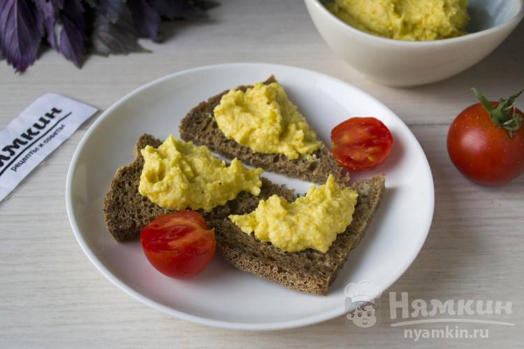 Намазка из кабачков, жареного лука и моркови с плавленным сыром - фото шаг 7