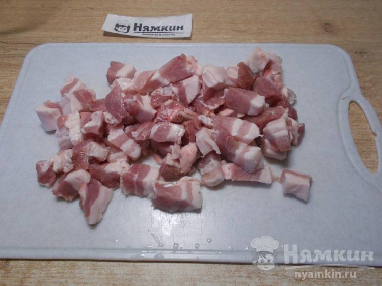 Каша из булгура с мясом и овощами в мультиварке - фото шаг 1