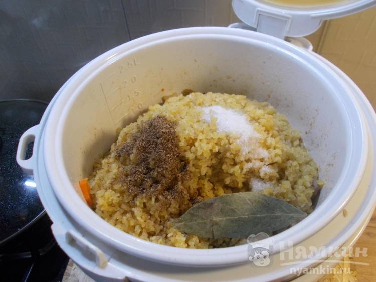 Каша из булгура с мясом и овощами в мультиварке - фото шаг 9
